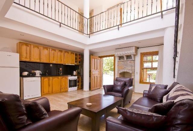Havuzlu Villa İzmir Ngoại thất bức ảnh